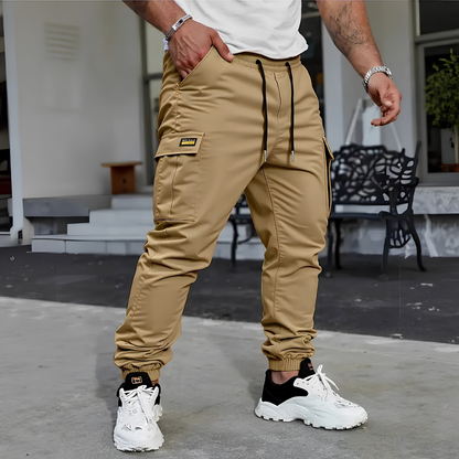 FlexCargo™  | Bukser som føles som joggers, men ser langt skarpere ut